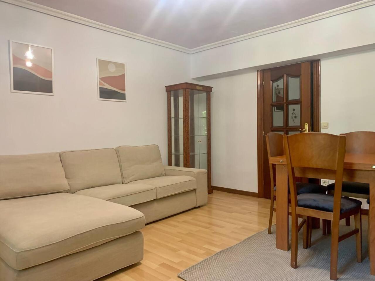Apartamento Centrico Y Comodo ビトリア・ガステイス エクステリア 写真